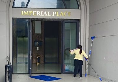 Hồ Lê Gia - Triển khai dịch vụ vệ sinh tại chung cư Imperial Place